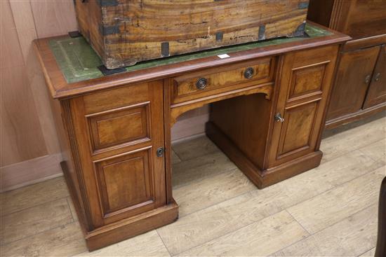 An Edwardian walnut desk, W.136cm